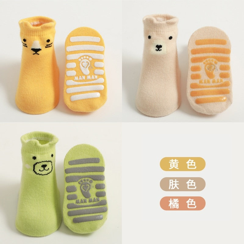 3 Pairs Character Socks