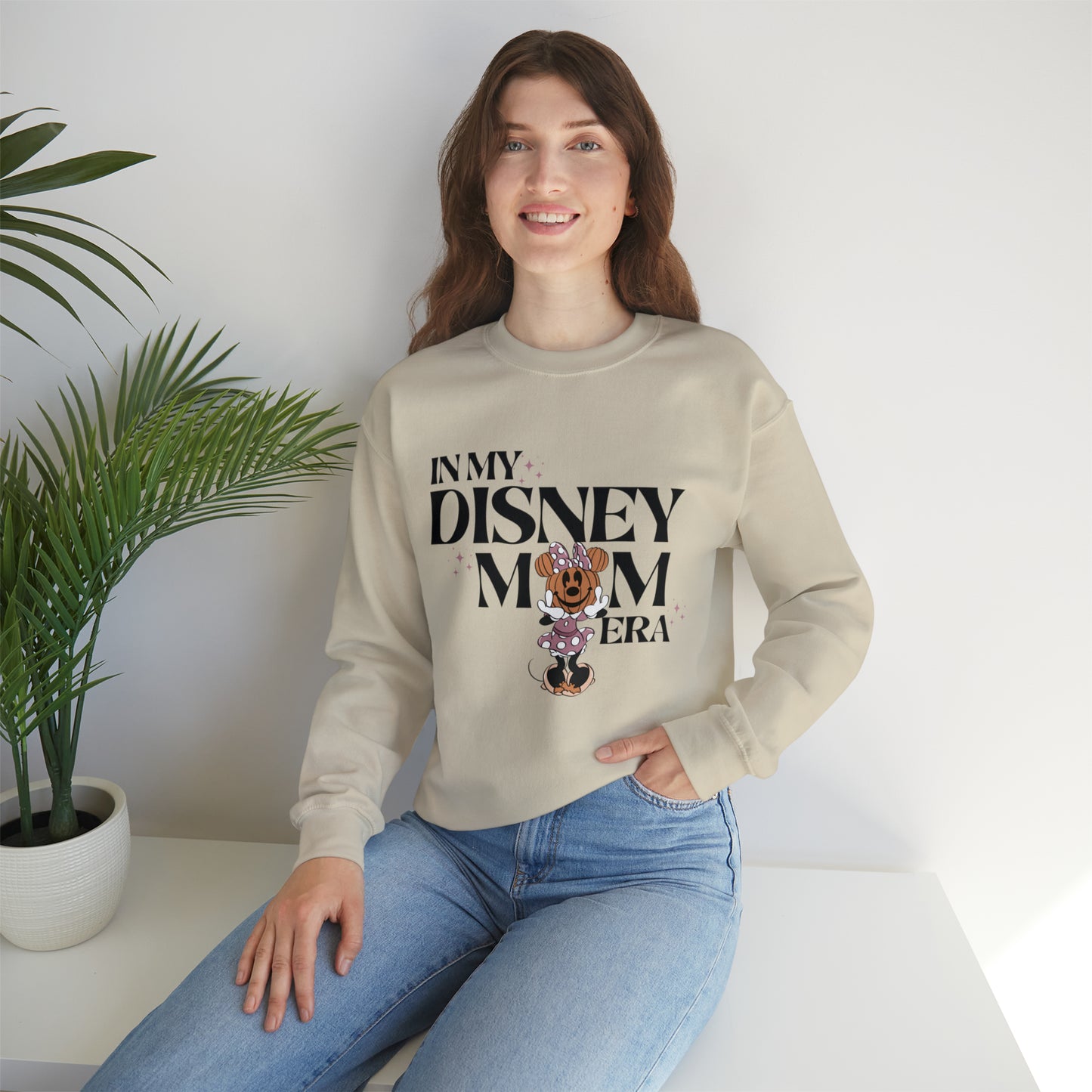 Disney Mom Era Spooky Halloween Unisex Heavy Blend™ Crewneck Sweatshirt